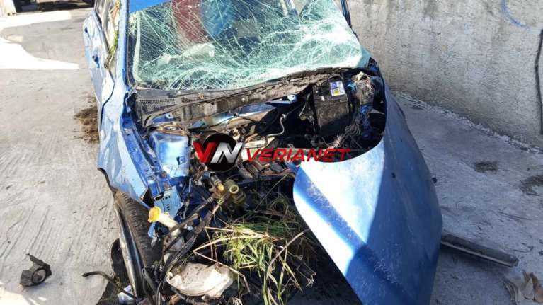 Θανατηφόρο τροχαίο στη Βέροια: Νεκρή 25χρονη κοπέλα - Δύο τραυματίες, ο ένας σε σοβαρή κατάσταση [Εικόνες]