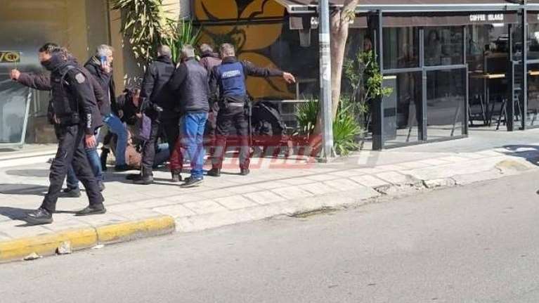 Πάτρα: &quot;Ή θα έβαζα τέλος στη ζωή μου, ή θα λήστευα την τράπεζα&quot; - Τι είπε στην απολογία του ο 54χρονος ληστής