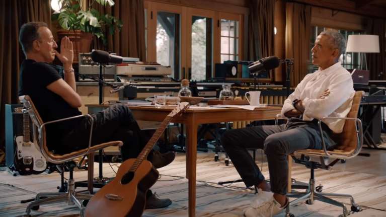 Ομπάμα και Σπρίνγκστιν - Γεννημένοι στην Αμερική: Θεοδωράκης και Πορτοκάλογλου παρουσίασαν την ελληνική έκδοση του βιβλίου