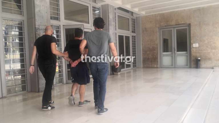Θεσσαλονίκη: Προθεσμία για να απολογηθεί πήρε ο 45χρονος δράστης της δολοφονίας έξω από βενζινάδικο