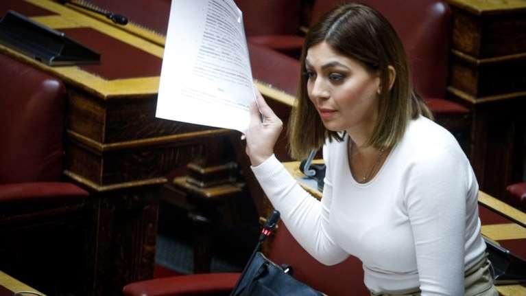 Νέο επεισόδιο στο ΜέΡΑ25: Παραίτηση Βαρουφάκη ζήτησε η πρώην βουλευτής, Μαρία Απατζίδη - Τι απάντησε ο ίδιος