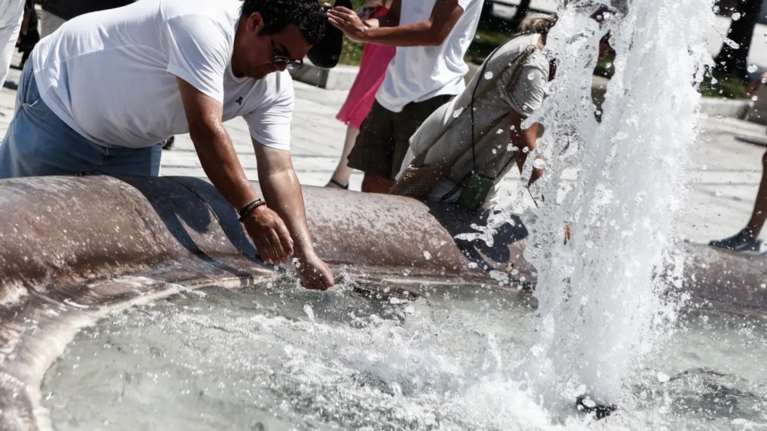 Καιρός: Μέχρι τους 38 βαθμούς η θερμοκρασία τη Δευτέρα