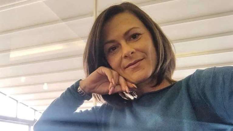 Πάτρα: Έχασε τη μάχη η 41χρονη Γαρυφαλλιά που ξυλοκοπήθηκε από τον 49χρονο σύντροφό της - Δωρίζουν τα όργανά της