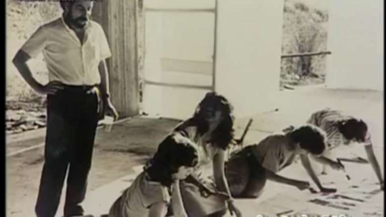 Ο δημοσιογράφος Βασίλης Θωμόπουλος θυμάται τα γενέθλια της Φώφης Γεννηματά με μια μοναδική φωτο