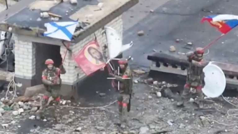 Economist: Την ώρα που συζητείται η κατάπαυση του πυρός, το μέτωπο της Ουκρανίας καταρρέει - Γιατί τα drone είναι καθοριστικά