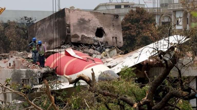 Τραγωδία Air India: Διακόπηκε η τροφοδοσία καυσίμου λίγο πριν τη συντριβή - Μυστήριο οι διακόπτες που ήταν στο &quot;cutoff&quot;