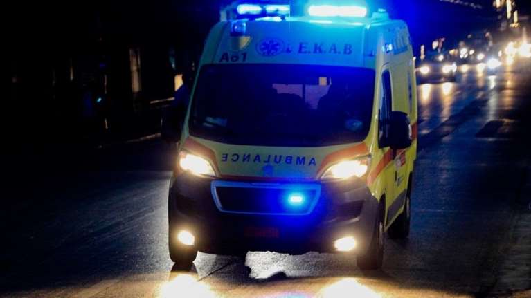 Νεκρός 17χρονος μαθητής στην Αρτέμιδα – Είχε διανυκτερεύσει σε σπίτι φίλου του και δεν ξύπνησε