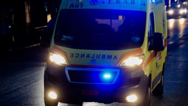 Τροχαίο στην Πειραιώς: Αυτοκίνητο παρέσυρε πέντε άτομα - Ανάμεσα τους τρία παιδιά, το ένα τραυματίστηκε σοβαρά