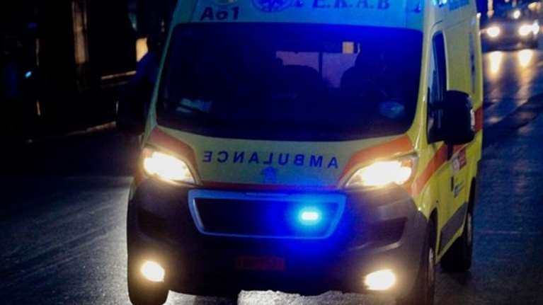 Σοβαρό τροχαίο στην Αργυρούπολη: Μάχη για τη ζωή του δίνει 18χρονος - Τον παρέσυρε 19χρονος οδηγός