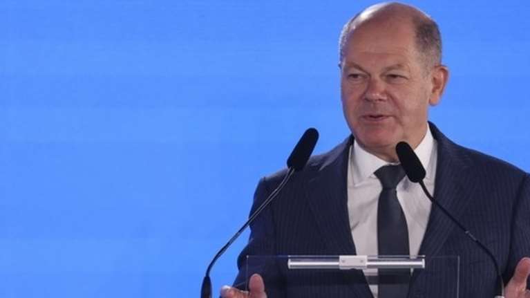 Οι σοσιαλδημοκράτες του Σολτς κέρδισαν τις εκλογές στο Βρανδεμβούργο - &quot;Το κόμμα κέρδισε, ο καγκελάριος έχασε&quot;, γράφουν τα ΜΜΕ