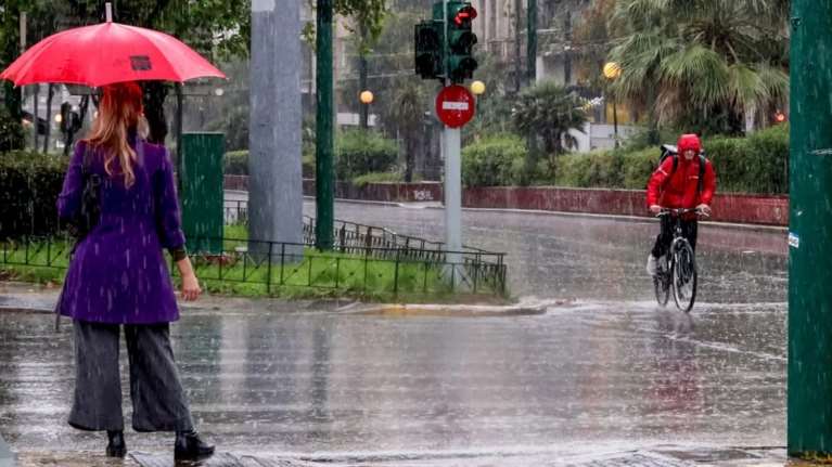 Καιρός το Πάσχα: Έρχεται &quot;Ψυχρή Λίμνη&quot;, ποιες μέρες και σε ποιες περιοχές θα βρέξει - Πρόβλεψη Μαρουσάκη