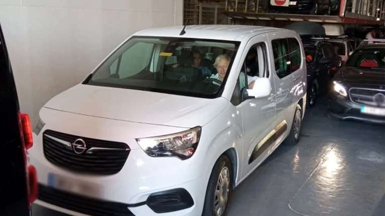 Μπόρις Τζόνσον: Διακοπές στα Νέα Στύρα Εύβοιας για τον Βρετανό πρώην πρωθυπουργό [εικόνες]