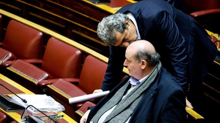 Ανω κάτω ο ΣΥΡΙΖΑ για την εκλογή από τη βάση - Πολάκης κατά Φίλη: Θα μπουν όλοι στο πραγματικό τους μπόι...