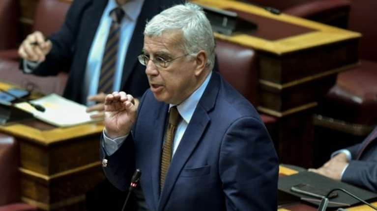 Για γέλια: Ο βουλευτής Σιμόπουλος της ΝΔ δεν πιστεύει ότι υπάρχει ακρίβεια...επειδή πολλοί βγαίνουν έξω και περνάνε καλά