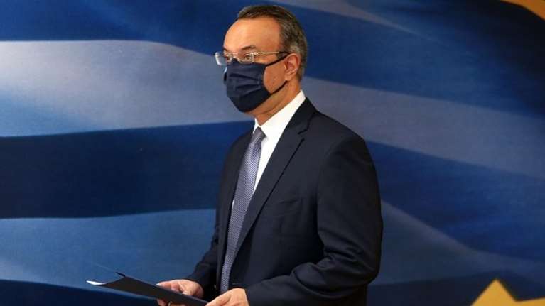 Σταϊκούρας: Στο τραπέζι το μόνιμο πάγωμα της εισφοράς αλληλεγγύης - Τι θα γίνει σε δημόσιο και ιδιωτικό τομέα