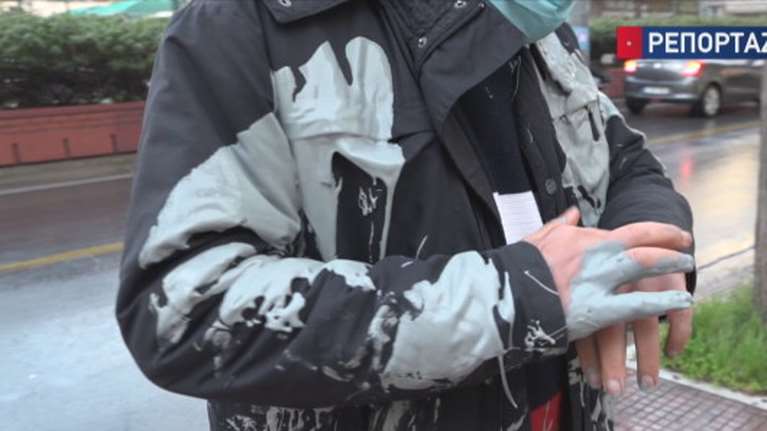 ΑΣΟΕΕ: Επίθεση και στο συνεργείο του Star - Προπηλακίστηκε δημοσιογράφος [Εικόνες]