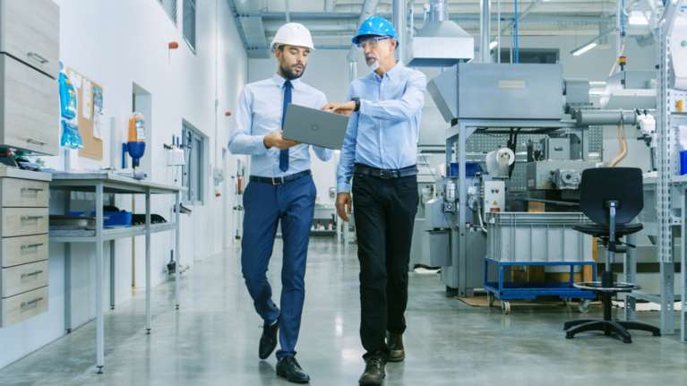 Πόσα κερδίζουν εργοδότες – εργαζόμενοι από τη νέα μείωση των ασφαλιστικών εισφορών - Αναλυτικά παραδείγματα