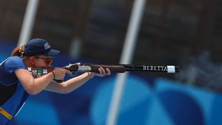 Νικήτρια της ζωής: Η Εμμανουέλα Κατζουράκη από επιζήσασα των Τεμπών, πρωταθλήτρια Ευρώπης στην σκοποβολή [εικόνες]