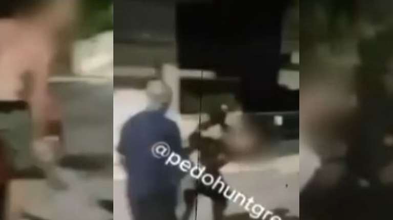 &quot;Κυνηγοί παιδόφιλων&quot;: Στήνουν παγίδες σε παιδεραστές και τους ξυλοκοπούν- &quot;15χρονη ήθελες;&quot;- Στα χέρια τους και αστυνομικός