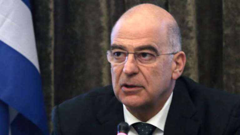 ΝΑΤΟ: &quot;Αρπάχτηκαν&quot; Δένδιας με Τσαβούσογλου - Σηκώθηκε από τη θέση του ο Τούρκος ΥΠΕΞ