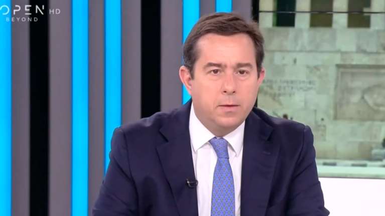 Μηταράκης για το ναυάγιο στην Πύλο: Το πλοίο είχε κάνει το ίδιο δρομολόγιο 18 φορές - Έβγαλαν πάνω από 5 εκατ. ευρώ