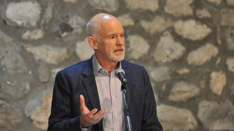 Ξεκίνησε στη Σάμο το Συμπόσιο της Σύμης: Χαιρετισμός - καλωσόρισμα του Γιώργου Παπανδρέου