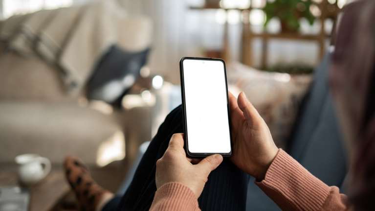 Μάστιγα οι τηλεφωνικές απάτες: Επιτήδειοι απέσπασαν 46.500 ευρώ από δύο γυναίκες - Τι συμβουλεύει η ΕΛ.ΑΣ.