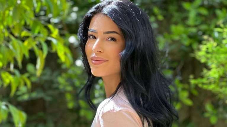 Λατινοπούλου: &quot;Κυβερνητικός λαγός&quot; και &quot;γυρολόγος&quot; ο Μπογδάνος - &quot;Κόψτε τα δεξιά κόμματα να πάρει 200% ο Μητσοτάκης&quot;