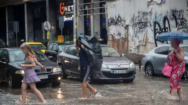 Καλλιάνος: Καταφτάνει κακοκαιρία με καταιγίδες και ριπές ανέμου έως 10 Μποφόρ - Πότε θα βρέξει στην Αττική