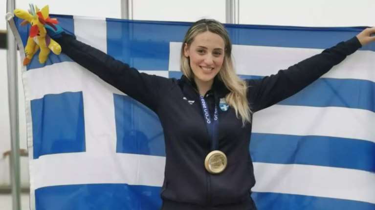 Σκοποβολή: &quot;Χρυσή&quot; η Άννα Κορακάκη με &quot;άτυπο&quot; Παγκόσμιο ρεκόρ (vids)