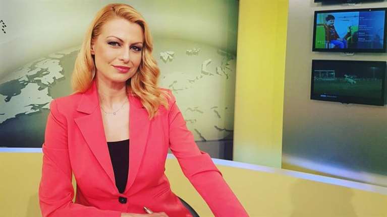 Σοκ για την παρουσιάστρια της ΕΡΤ, Θάλεια Ζαγναφέρη: Παρακολουθούσε live τη διάρρηξη στο σπίτι της [Βίντεο]