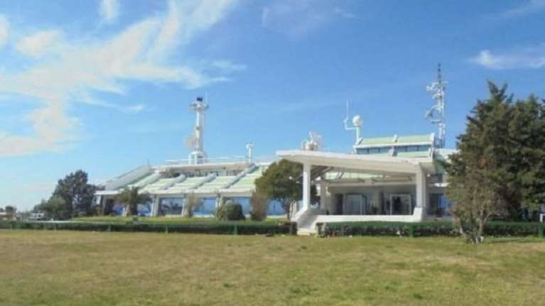 Τα ακίνητα γνωστών οικογενειών σε Γλυφάδα και Π. Ψυχικό που βγαίνουν στο &quot;σφυρί&quot;