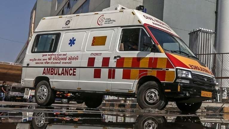 Αδιανόητο: 25χρονος Ινδός βρήκε τις αισθήσεις του λίγες στιγμές πριν από την καύση του