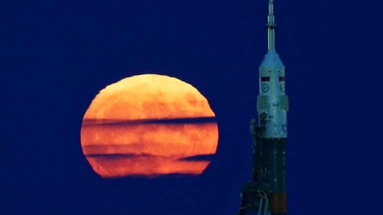 Η Ρωσία σχεδιάζει να κατασκευάσει ένα πυρηνικό σταθμό στη Σελήνη μέσα σε μια δεκαετία