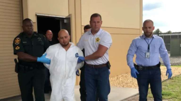 Μακελειό στη Φλόριντα: Πρώην πεζοναύτης σκότωσε 4 ανθρώπους, ανάμεσά τους βρέφος 3 μηνών [εικόνες - βίντεο]