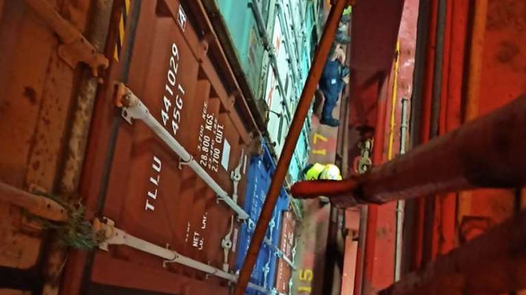 Νέο εργατικό ατύχημα στην COSCO: Λιμενεργάτης έπεσε από ύψος 12 μέτρων