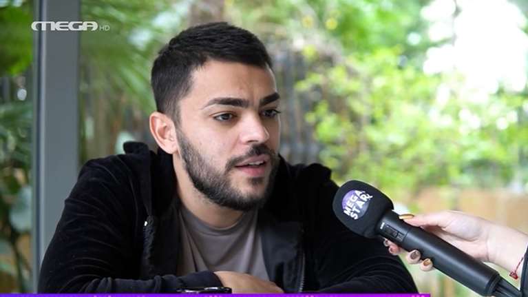 Χρήστος Σαντικάι: &#39;&#39;Το όνειρό μου είναι να γράψω τραγούδια στον Γιάννη Πάριο, είναι δύσκολο, το ξέρω&#39;&#39; [βίντεο]