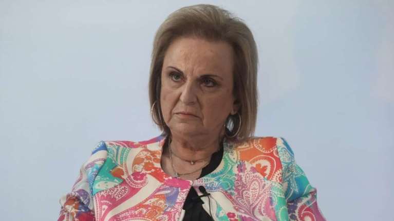 Ματίνα Παγώνη: Μην περιμένετε επικαιροποιημένο εμβόλιο από Σεπτέμβρη [Βίντεο]