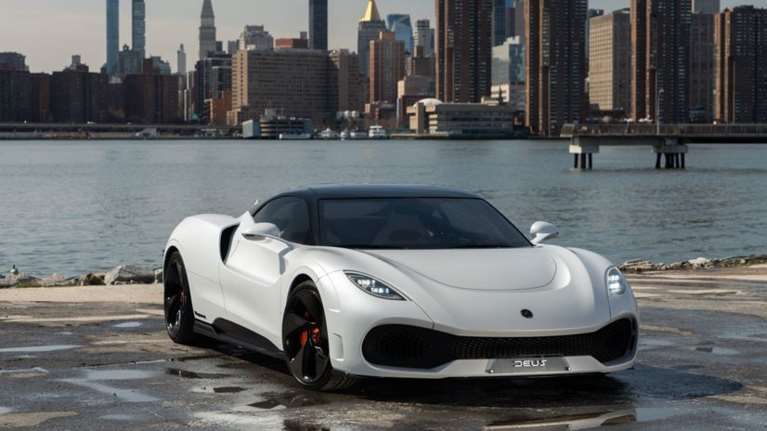 Deus Vayanne: Ενα supercar ό,τι πιο κοντινό στον... διακτινισμό