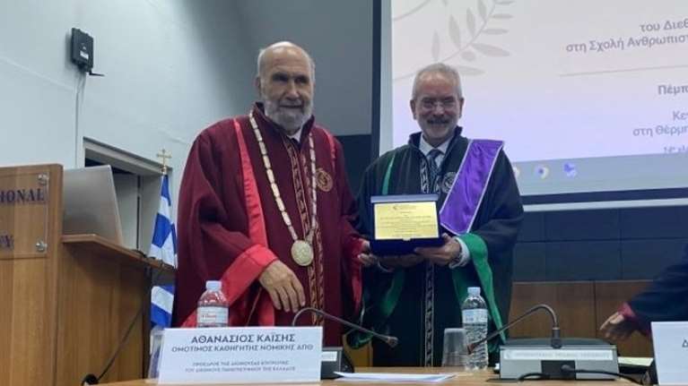 Ιωάννης Σαρμάς: Αναγορεύτηκε επίτιμος διδάκτορας στο Διεθνές Πανεπιστήμιο Ελλάδος