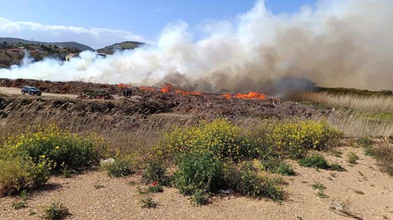 Απίστευτο: Για τη φωτιά στο Λαύριο αναζητείται ο αντιδήμαρχος πρασίνου του Δήμου