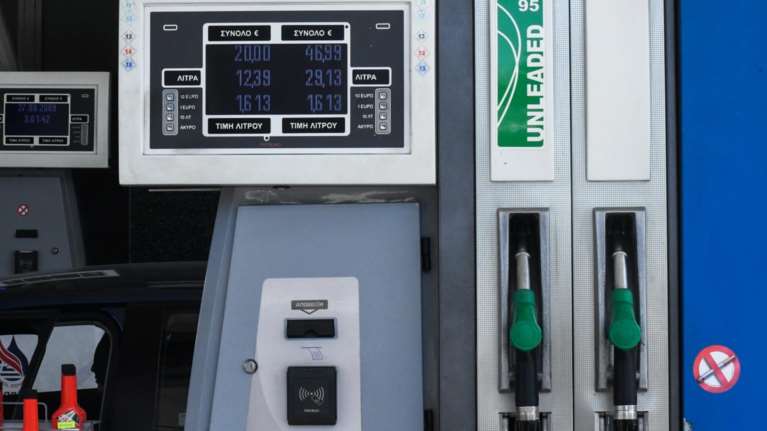 Έρχονται πρόστιμα έως 150.000 ευρώ στα πρατήρια καυσίμων