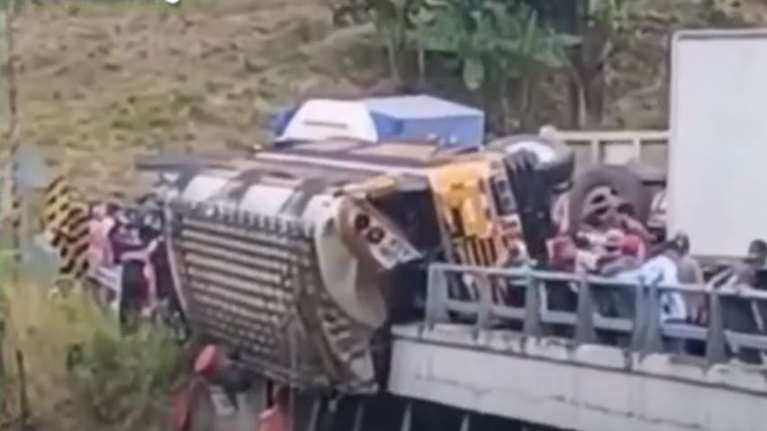 Νικαράγουα: Τουλάχιστον 16 νεκροί και 26 τραυματίες από ανατροπή λεωφορείου [βίντεο]