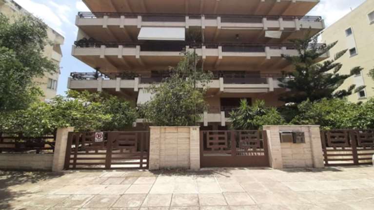 Ξανά &quot;στο σφυρί&quot; η κατοικία του εφοπλιστή Απόστολου Βεντούρη στη Γλυφάδα