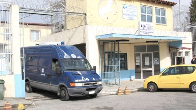 Επέστρεψε στις φυλακές Λάρισας ο δραπέτης "Ντάμπο" - Είχε αποδράσει πριν 11 χρόνια