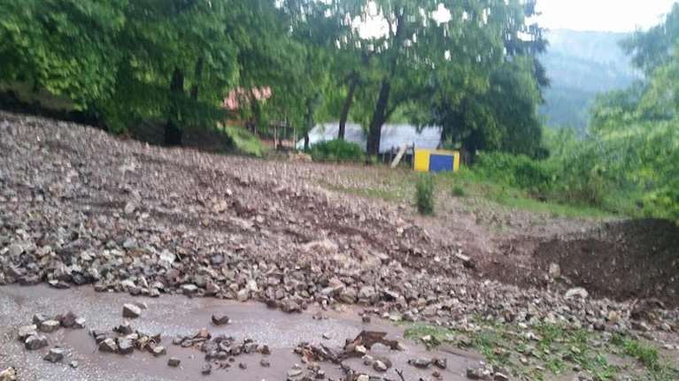 Κακοκαιρία Elias: Αποκλεισμένο το Παλαιοχώρι Καλαμπάκας λόγω καθίζησης του οδοστρώματος του επαρχιακού δρόμου