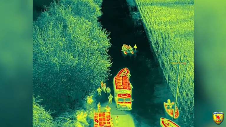 Κακοκαιρία Daniel: Νυκτερινή επιχείρηση διάσωσης από πεζοναύτες στην Καρδίτσα - Πλάνα από θερμική κάμερα drone [βίντεο]