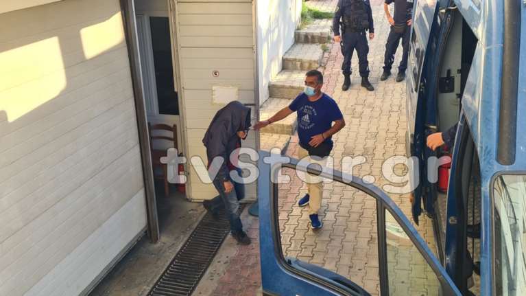 Χρυσή Αυγή: Πρώτη νύχτα στις φυλακές Δομοκού για το &quot;διευθυντήριο&quot; [εικόνες-βίντεο]