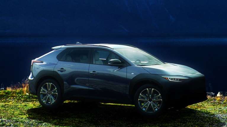 &quot;Φωτογραφίζοντας&quot; το ηλεκτρικό Subaru Solterra