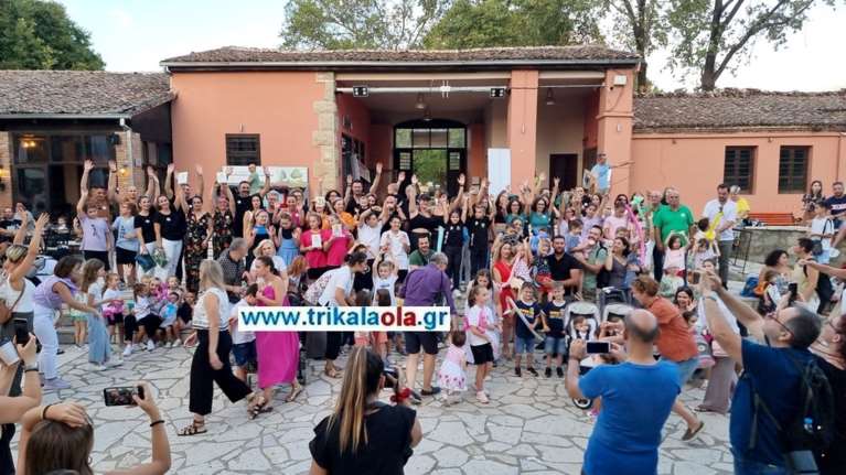 Οι ίδιοι και... οι ίδιοι στα Τρίκαλα: Διοργανώθηκε η 2η πανελλήνια συνάντηση διδύμων [εικόνες, βίντεο]